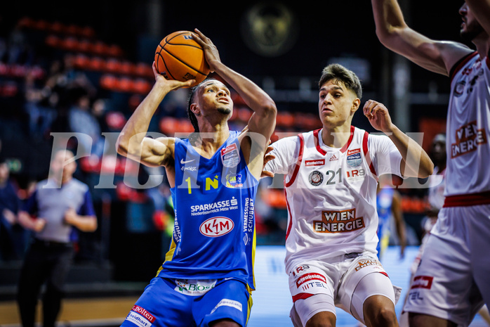 Basketball, Win2Day Superliga 2024/25, 5. Qualifikationsrunde, BC Vienna, SKN St. Pölten, Philip Konate (1), Aron Stazic (21)