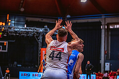 Basketball, Win2Day Superliga 2022/23, 8. Platzierungsrunde, BC Vienna, Oberwart Gunners, Enis Murati (44), Florian Köppel (8)