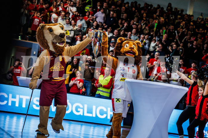 Basketball, Basketball Austria CUP 2023/24, Finale, Traiskirchen Lions, Flyers Wels, #mascots