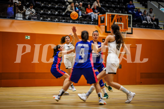 Basketball, Win2Day Basketball Damen Superliga 2023/24, Grunddurchgang 3.Runde, Basket Flames, UBSC Graz, Carina Rabitsch (44)