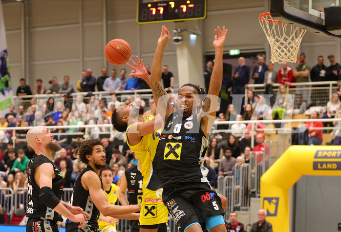 Basketball Superliga 2022/23, Playoff, Viertelfinale Spiel 2 SKN St.Pölten vs. Flyers Wels


