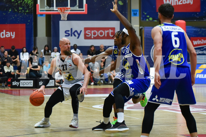 Basketball Superliga 2021/22, Viertelfinale Spiel 4, Flyers Wels vs Swans Gmunden