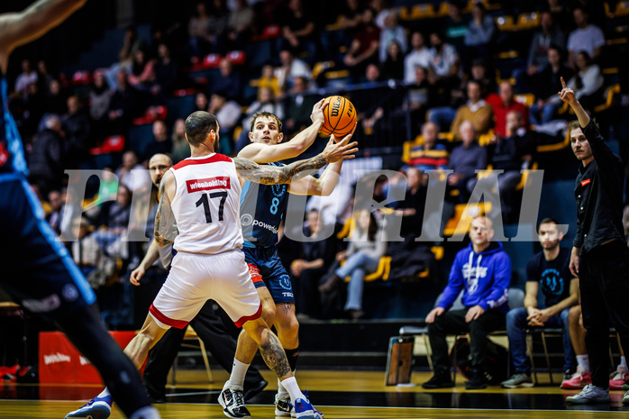 Basketball, Win2Day Superliga 2023/24, Grunddurchgang 8.Runde, BC Vienna, Vienna Timberwolves, Ivan Siriscevic (17), Elias Wlasak (8)