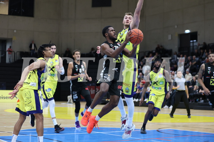 01.11.2022, Graz, Raiffeisen Sportpark Graz, Basketball Austria Cup 2022/23, UBSC Raiffeisen Graz vs. Flyers Wels