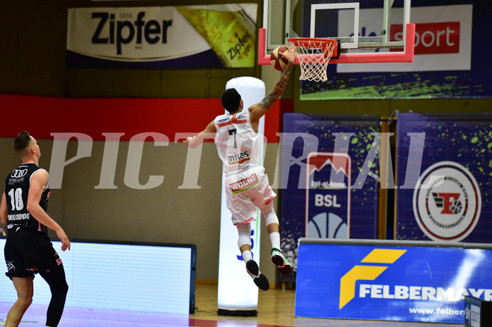 Basketball Superliga 2020/21, Grunddurchgang 11.Runde Flyers Wels vs. Kapfenberg Bulls, Aleksandar Andjelkovic (10), AJ. Turner (7),
 

