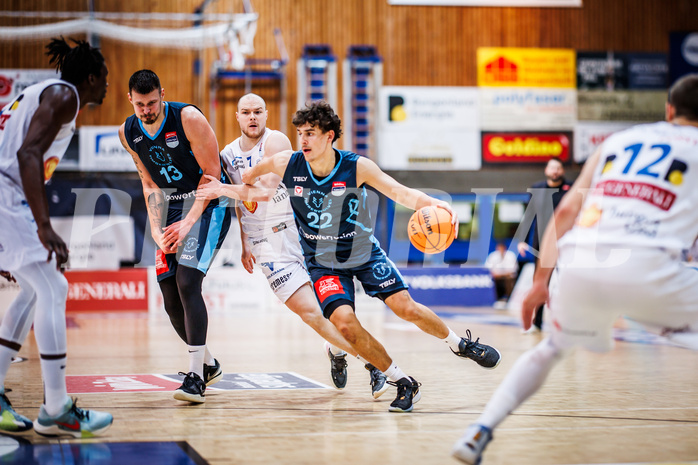 Basketball, Win2Day Superliga 2023/24, Grunddurchgang 12.Runde, Oberwart Gunners, Vienna Timberwolves, Daniele Kuchar (22)