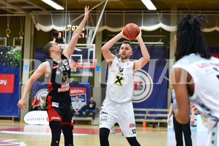 Win2Day Basketball Superliga 2022/23, Grunddurchgang 22.Runde, Flyers Wels vs. BC GGMT Vienna,
