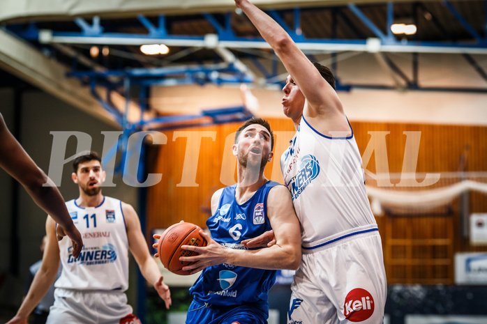 Basketball, bet-at-home Basketball Superliga 2021/22, Grunddurchgang Runde 14, Oberwart Gunners, Vienna D.C. Timberwolves, Nemanja Nikolic (6)