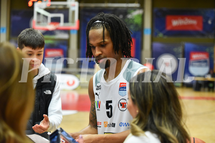Win2Day Basketball Superliga 2022/23, Playoff,Viertelfinale Spiel 5, Flyers Wels vs SKN St. Pölten