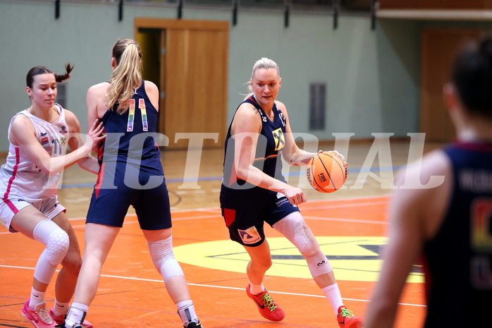20.03.2024, Graz, Unionhalle A, Basketball Damen Superliga 2023/24, Semifinale, UBSC-DBBC Graz - SKN St. Pölten Frauen,  