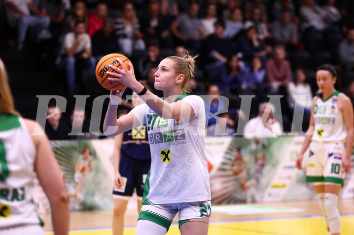 01.04.2024, Graz, Raiffeisen Sportpark, Basketball Damen Superliga 2023/24, Finale, Spiel 2, UBI Holding Graz - SKN St. Pölten Frauen , 01.04.2024, Graz, Raiffeisen Sportpark, Basketball Damen Superliga 2023/24, Finale, Spiel 2, UBI Holding Graz - SKN St. Pölten Frauen ,