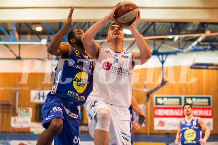 Basketball, CUP 2017 , 1/2 Finale, Oberwart Gunners, Gmunden Swans, Benjamin Blazevic (12)
