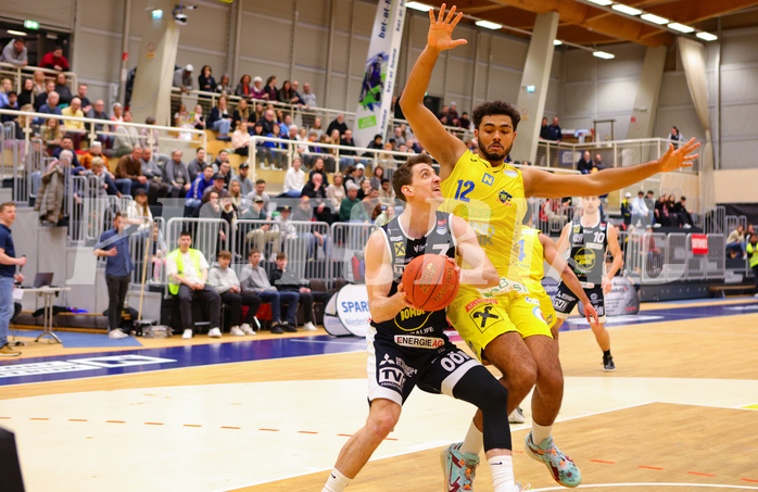 Basketball Superliga 2022/23, 8.Plazierungsrunde SKN St.Pölten vs. Gmunden Swans