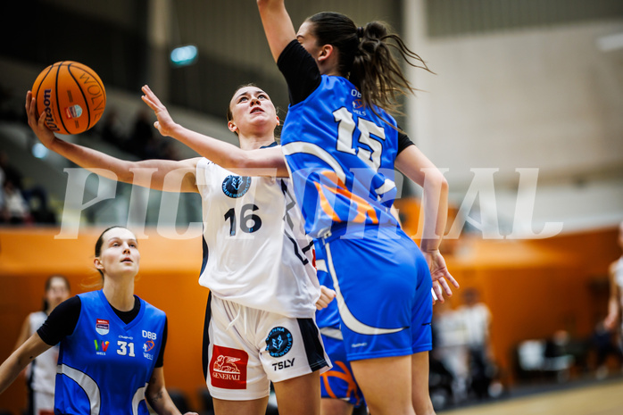 Basketball, Win2Day Basketball Damen Superliga 2024/25, Supercup 5. Runde, Vienna Timberwolves, DBB Wels, Sophie Kunert (16), Ivona Pilic (15)