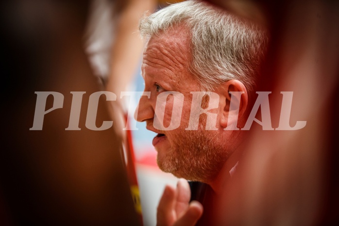 Basketball, ABL 2018/19, Playoff VF Spiel 2, Oberwart Gunners, BC Vienna, Luigi Gresta (Head Coach) Basketball, ABL 2018/19, Playoff VF Spiel 2, Oberwart Gunners, BC Vienna, Luigi Gresta (Head Coach)