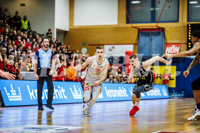 Basketball, Basketball Austria CUP 2023/24, Finale, Traiskirchen Lions, Flyers Wels, Edgars Lasenbergs (25)