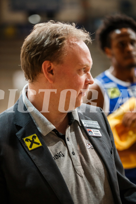 Basketball, bet-at-home Basketball Superliga 2020/21, Platzierungsrunde, 1. Runde, Oberwart Gunners, Gmunden Swans, Anton Mirolybov (Head Coach)