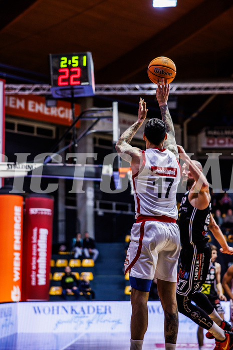 Basketball, Win2Day Superliga 2024/25, Grunddurchgang 17.Runde, BC Vienna, Flyers Wels, Ivan Siriscevic (17)