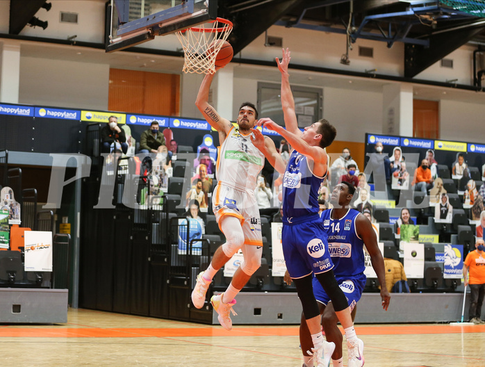 Basketball Superliga 2021/22, 7. Plazierungsrunde Klosterneuburg Dukes vs. Oberwart Gunners


