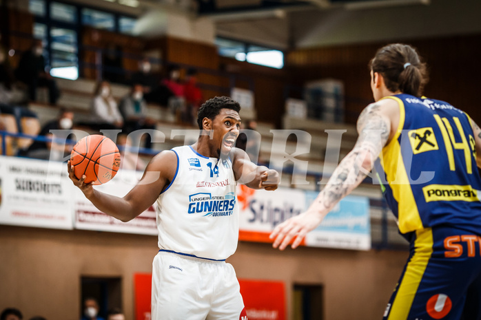 Basketball, bet-at-home Basketball Superliga 2021/22, Platzierungsrunde Spiel 8, Oberwart Gunners, UBSC Graz, Emondre Rickman (14)