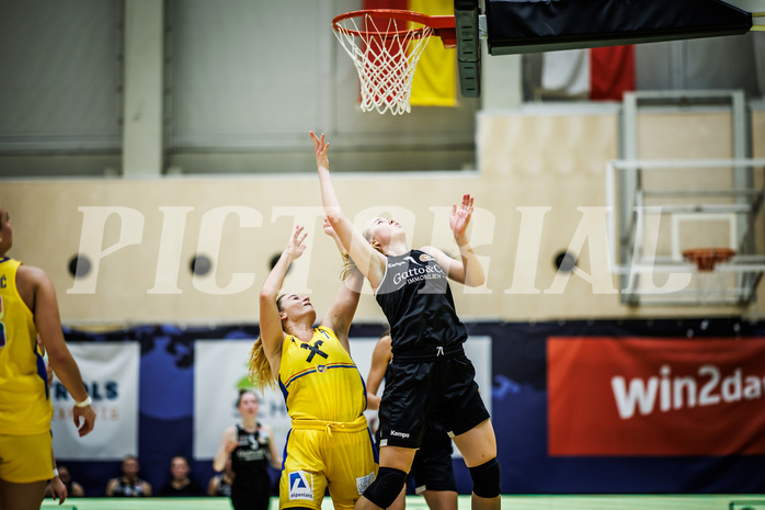 Basketball, Win2Day Basketball Damen Superliga 2023/24, Grunddurchgang 2.Runde, SKN St.Pölten, Basket Flames, Isabelle Fleischanderl (7)