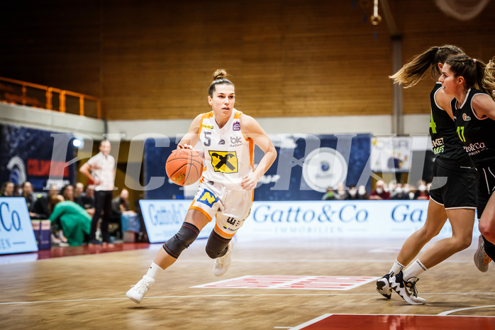 Basketball, Basketball Austria, Cup Final Four 2021/22 
Damen Cupfinale, BK Duchess, Basket Flames, Lisa Zderadicka (5)