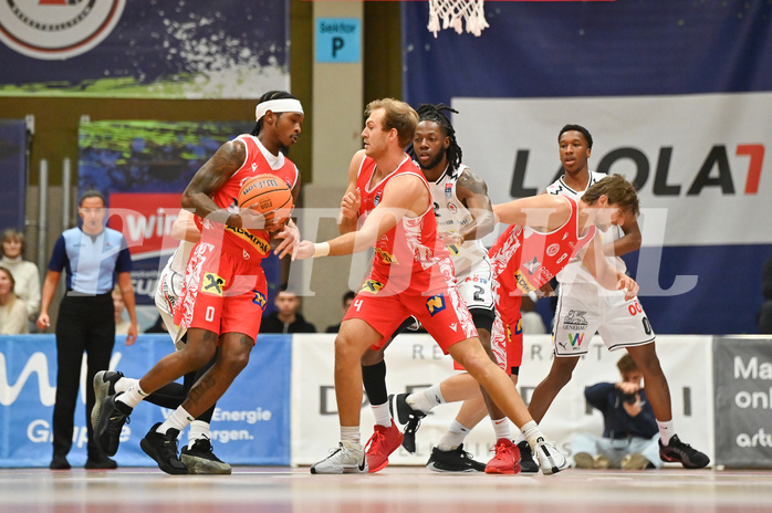Basketball, Superliga 2024/25, Grunddurchgang 10.Runde, Flyers Wels vs. Traiskirchen Lions,

