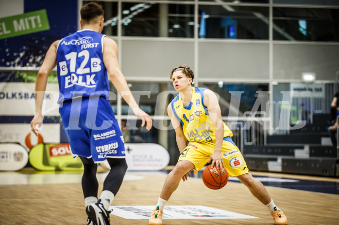 Basketball, bet-at-home Basketball Superliga 2021/22, Platzierungsrunde 9.Runde, SKN St. Pölten Basketball, Oberwart Gunners, Felix Angerbauer (4)
