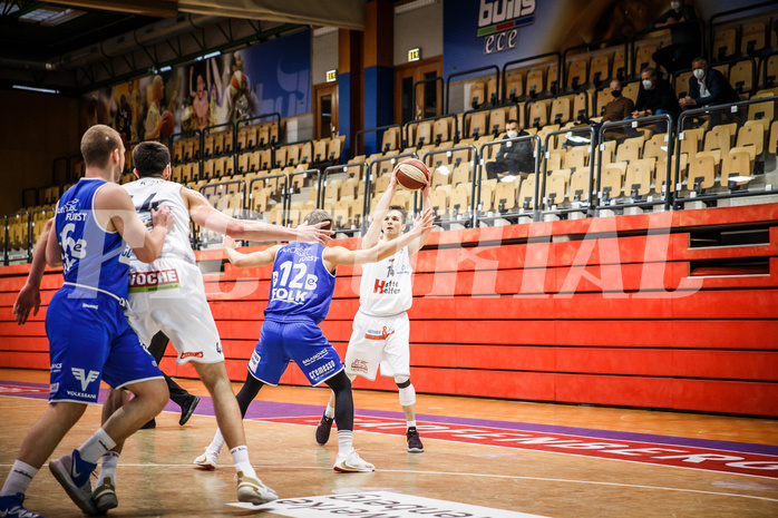Basketball, bet-at-home Basketball Superliga 2020/21, Platzierungsrunde 9.Runde, Kapfenberg Bulls, Oberwart Gunners, Tobias Schrittwieser (14)