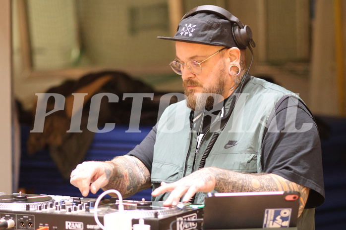 Basketball Zweite Liga 2024/25, Grunddurchgang 19.Runde Raiders Tirol vs. BBU Salzburg