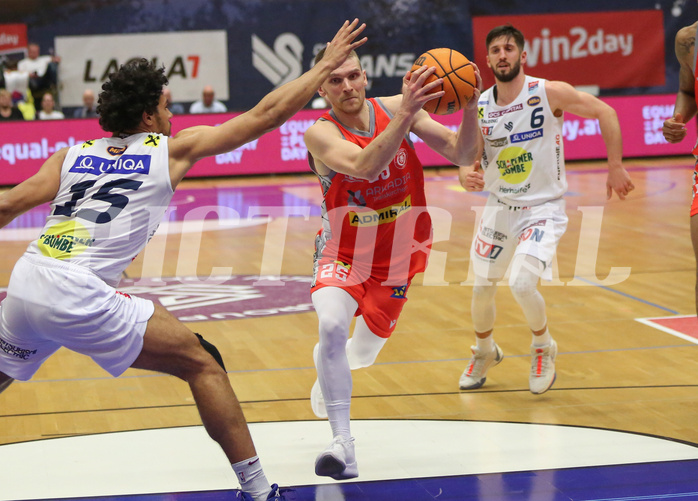 Basketball Superliga 2023/24, 7.Plazierungsrunde Gmunden Swans vs. Traisirchen Lions


