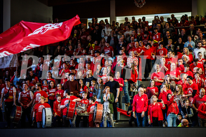 Basketball, Basketball Austria CUP 2023/24, Finale, Traiskirchen Lions, Flyers Wels, feature, fans