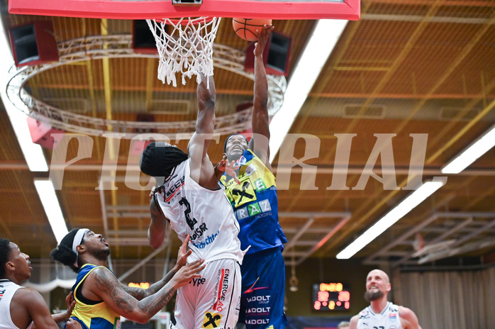 Basketball, Superliga 2024/25, 9. Plazierungsrunde, Flyers Wels vs. UBSC Graz,