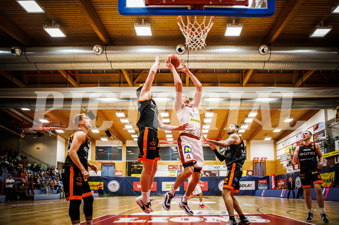 Basketball, win2day Basketball Superliga 2022/23, Grunddurchgang 14.Runde, Traiskirchen Lions, Fürstenfeld Panthers, 