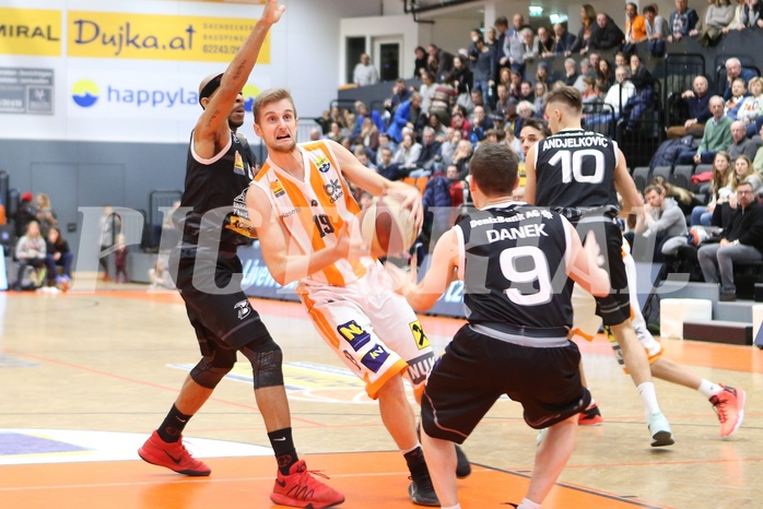 Basketball ABL 2017/18, Grunddurchgang 11.Runde BK Dukes Klosterneuburg vs. Traiskirchen Lions
 Basketball ABL 2017/18, Grunddurchgang 11.Runde BK Dukes Klosterneuburg vs. Traiskirchen Lions