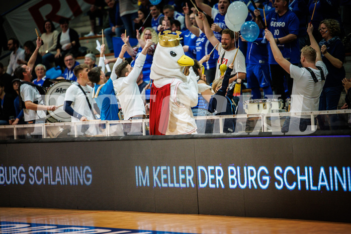 Basketball, Basketball Austria Cup 2022/23, Halbfinale 1, Oberwart Gunners, Gmunden Swans, #mascot