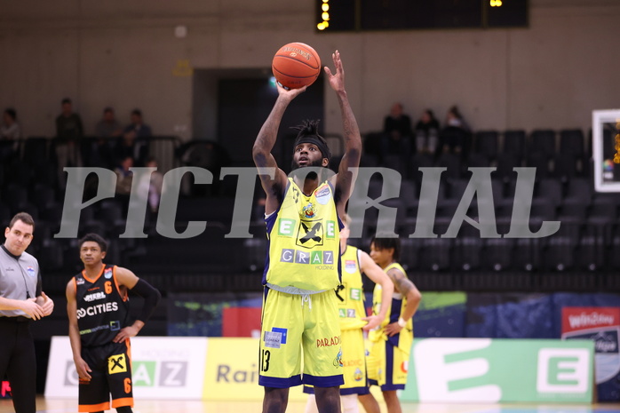 06.01.2023, Graz, Raiffeisen Sportpark Graz, Basketball Superliga 2022/23, Grunddurchgang, Runde 15, UBSC Raiffeisen Graz vs. CITIES Panthers Fürstenfeld