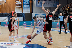 Basketball, Basketball Superliga 2022/23, Platzierungsrunde 3, Oberwart Gunners, BC Vienna, Brock Gardner (10), Nemanja Milosevic (15)