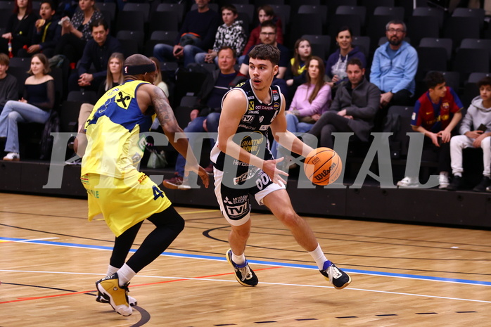 08.03.2024, Graz, Raiffeisen Sportpark Graz, Basketball Superliga 2023/24, 2.Platzierungsrunde, UBSC Raiffeisen Graz - OCS Swans Gmunden