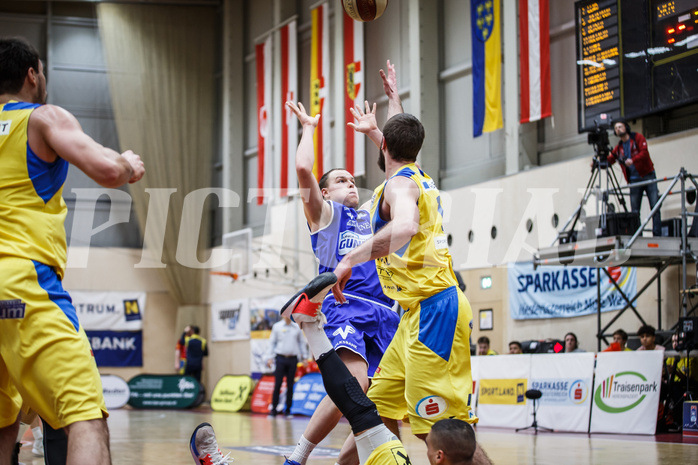 Basketball, Admiral Basketball Superliga 2019/20, Grunddurchgang 15.Runde, St. Pölten, Oberwart Gunners, Sebastian Käferle (7) Basketball, Admiral Basketball Superliga 2019/20, Grunddurchgang 15.Runde, St. Pölten, Oberwart Gunners, Sebastian Käferle (7)