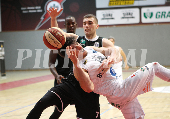 Basketball 2.Bundesliga 2020/21  Halbfinale Spiel 1  Jennersdorf Blackbirds vs RAIDERS Tirol
