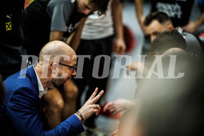 Basketball, Basketball Austria CUP 2023/24, Finale, Traiskirchen Lions, Flyers Wels, Sebastian Waser (Head Coach)