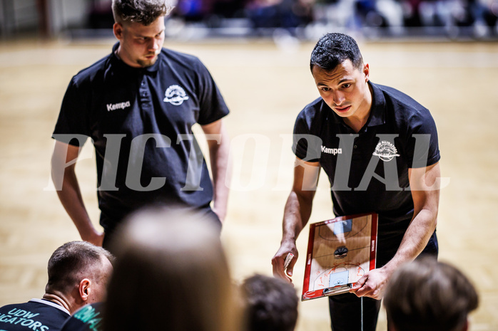 Basketball, Basketball Zweite Liga 2023/24, Grunddurchgang 17.Runde, Basket Flames, Union Deutsch Wagram Alligators, Lukas Hofer (Head Coach)