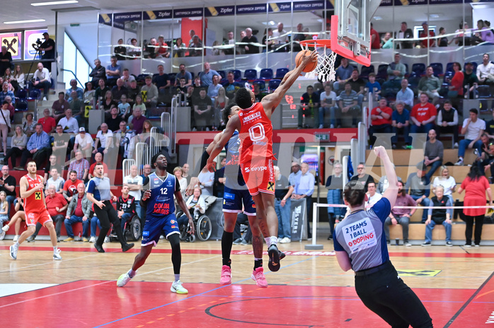 Basketball Superliga 2024/25, Playoff, Viertelfinale Spiel 1, Flyers Wels vs BBC Nord Dragonz,
