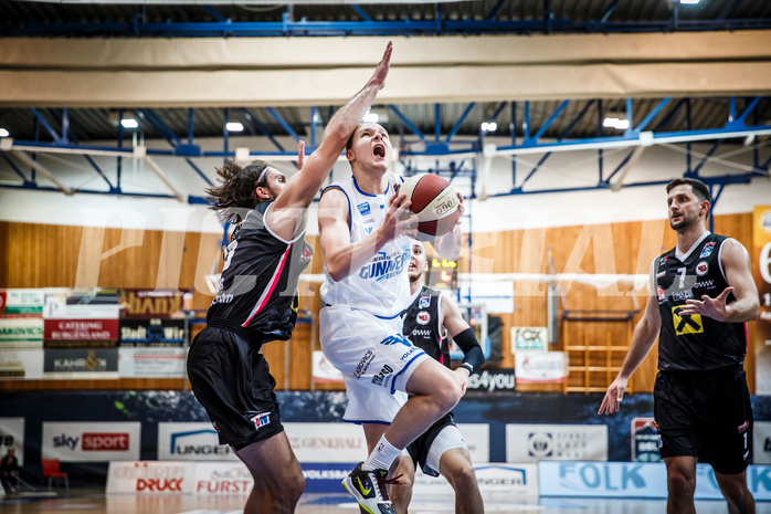 Basketball, bet-at-home Basketball Superliga 2020/21, Grunddurchgang, 4. Runde, Oberwart Gunners, Raiffeisen Flyers Wels, Sebastian Käferle (7)