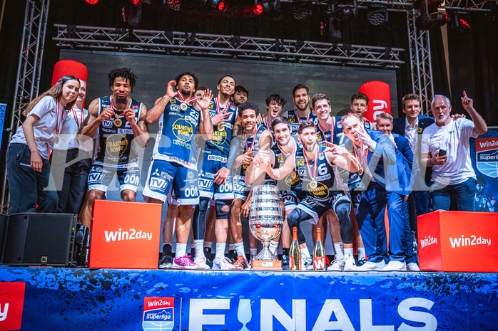 Basketball, Win2Day Superliga 2022/23, Playoff, Finale Spiel 4, BC Vienna, Gmunden Swans, 