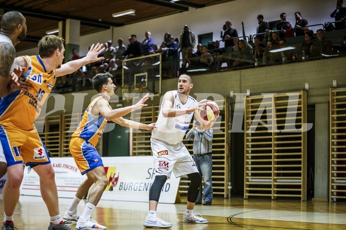 Basketball, 2.Bundesliga, Grunddurchgang 4.Runde, Mattersburg Rocks, BBU Salzburg, Corey HALETT (16)