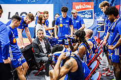 Basketball, Win2Day Superliga 2024/25, Playoffs, Halbfinale Spiel 2, Traiskirchen Lions, Oberwart Gunners, Matthew Otten (Head Coach)