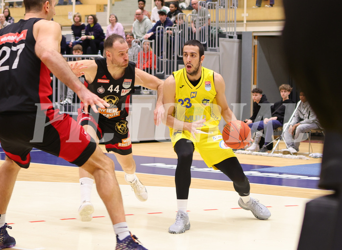 Basketball Superliga 2022/23, 5. Plazierungsrunde SKN St.Pölten vs. BC Vienna


