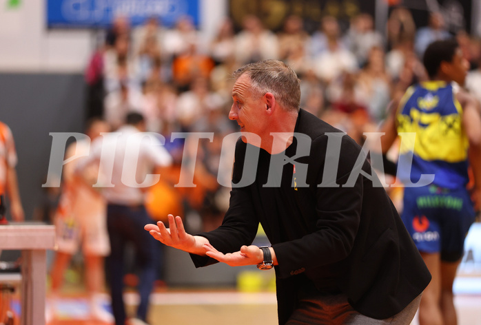 Basketball Superliga 2023/24, Playoff, Semifinale Spiel 1 Klosterneuburg Dukes vs. UBSC Graz
Basketball Superliga 2023/24, Playoff, Semifinale Spiel 1 Klosterneuburg Dukes vs. UBSC Graz